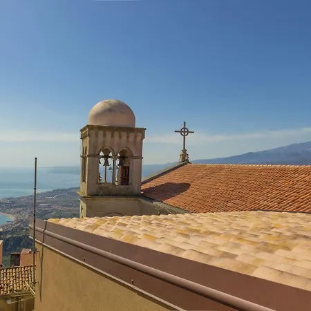 Soleil - Daire Giardini Naxos