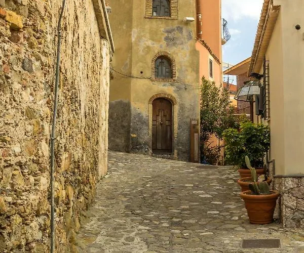 Soleil - * Giardini-Naxos