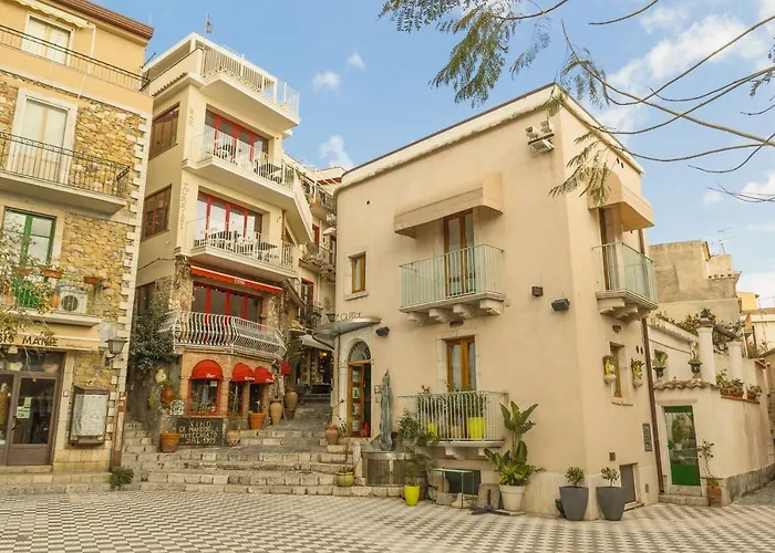 Soleil - Apartment Giardini-Naxos